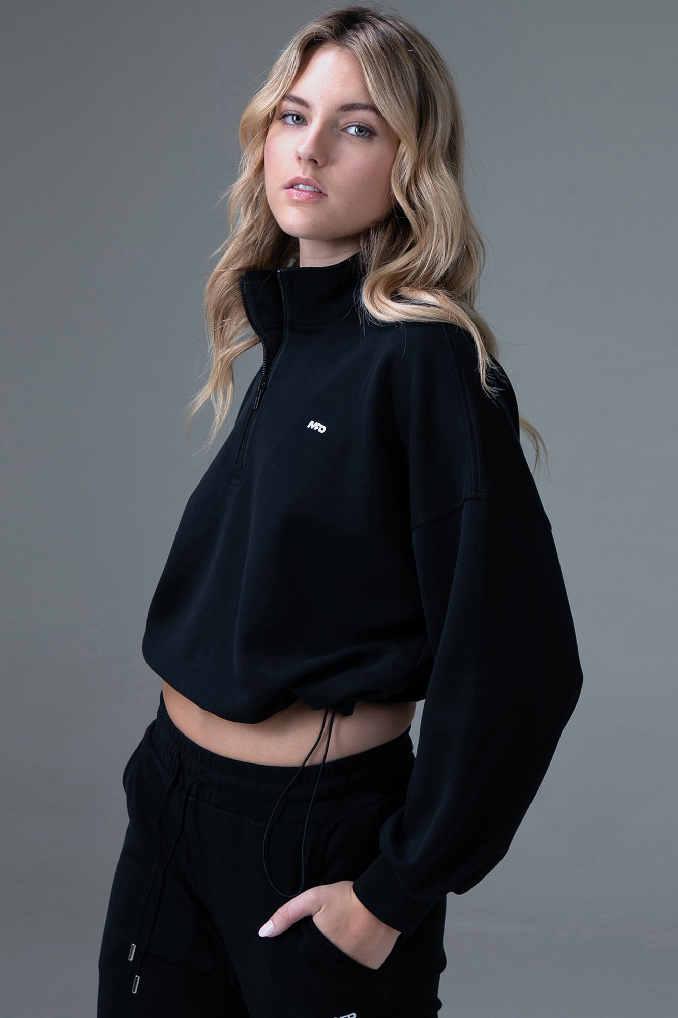 MFD Funnel Neck Half zipper Raglan Sleeve Relax Casual Sweatshirt