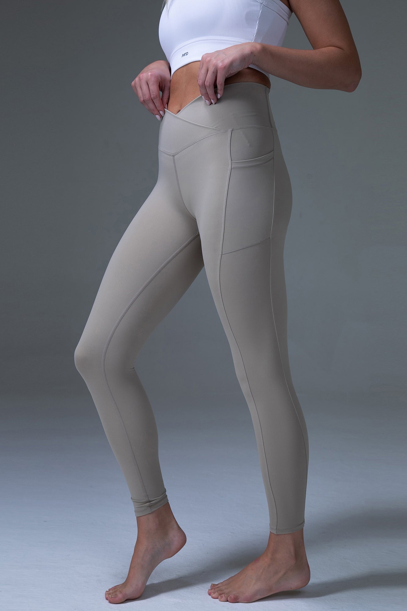 MFD High Waisted Side Pocket Waistband Plain Yoga Leggings